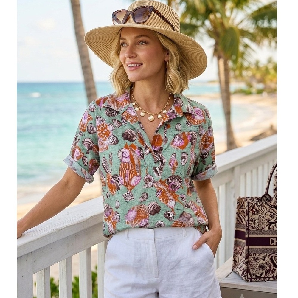 Fuzzi Rare Seashell Print Designer Top Camp Collar M Green Italian Resort Preppy